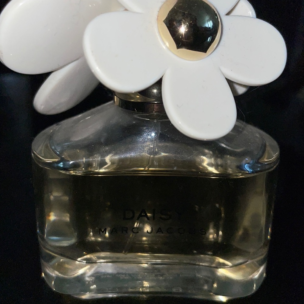 Daisy by Marc Jacobs